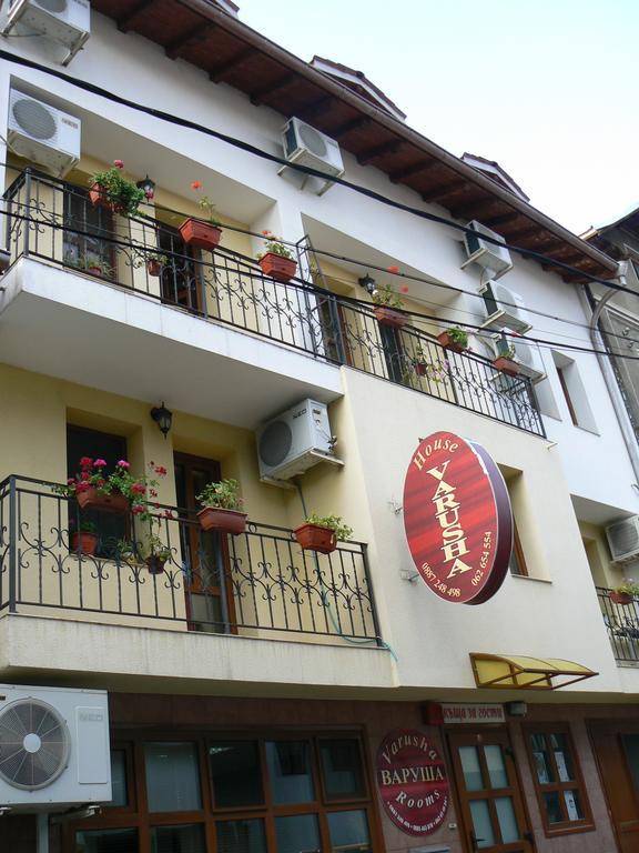 Family Hotel Varusha Veliko Tarnovo Exterior photo