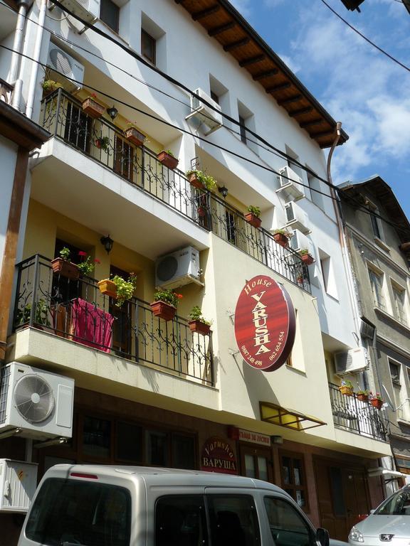 Family Hotel Varusha Veliko Tarnovo Exterior photo