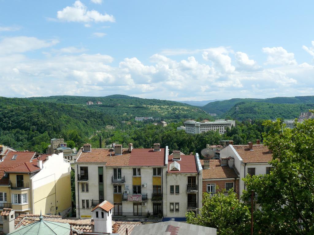 Family Hotel Varusha Veliko Tarnovo Exterior photo