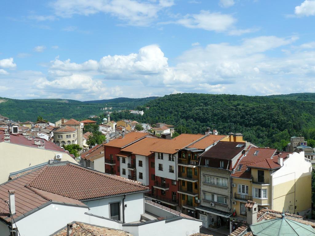 Family Hotel Varusha Veliko Tarnovo Exterior photo